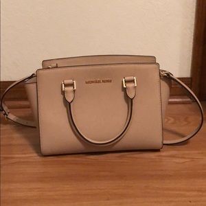 Michael Kors bag